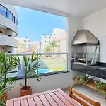 Bh33: Apto Perto De 4 Praias Com Ar E Piscina!